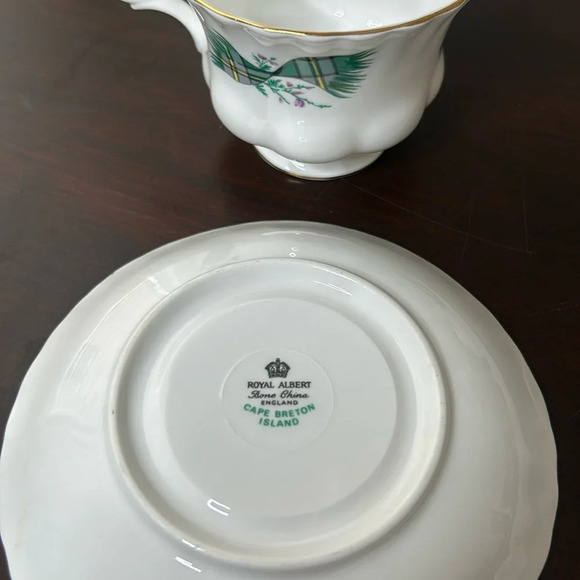 Royal Albert Teacup Saucer Cape Breton Canada Green Tartan Bone China - Picture 8 of 10